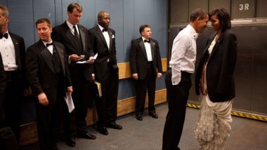 Barack Obama's official photographer shares "2016 Year in Photographs" (VIDEO/PHOTO)