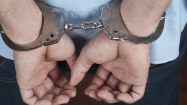 Driving instructor DETAINED by National Anti-corruption Center officers for influence peddling