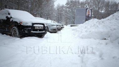 Roads closed in Moldova because of blizzard