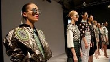 Berlin Fashion Week - Colorful collection of inspired craziness (VIDEO)