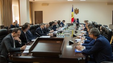 Government flooded with letters and petitions regarding main problems of 2016