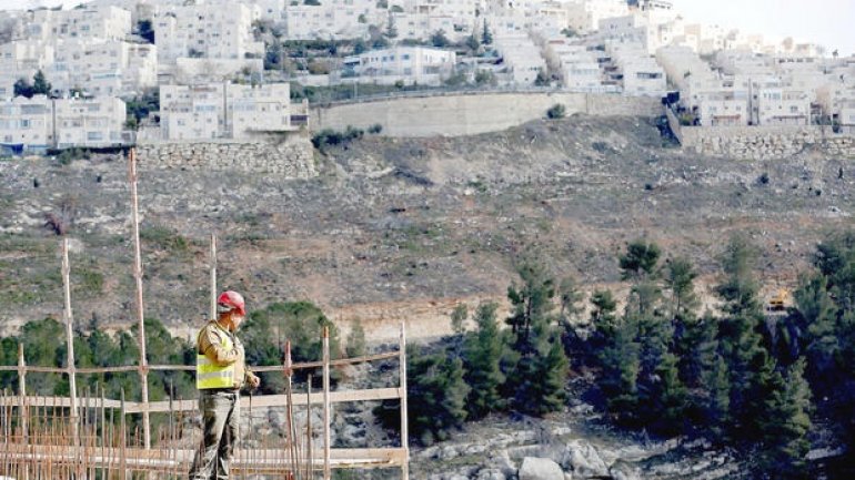 Israel lifts restrictions on building more homes in East Jerusalem