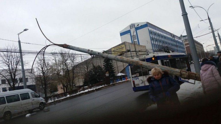 Traffic blocked in center of Chisinau because of THIS