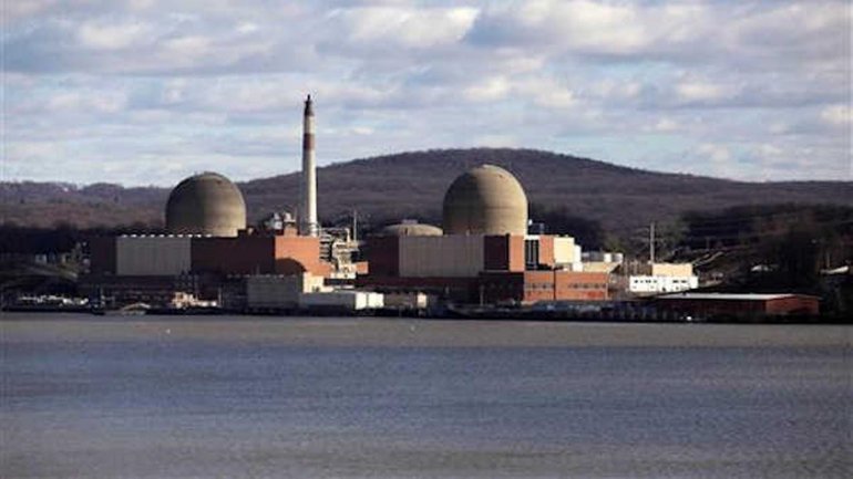 Aging Indian Point nuclear power plant to close by 2021