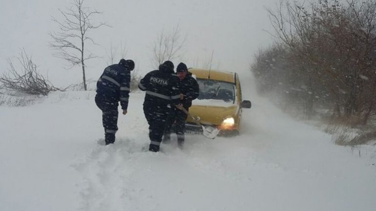 Weather Code Orange of blizzard: Cahul town police ready to intervene (VIDEO)