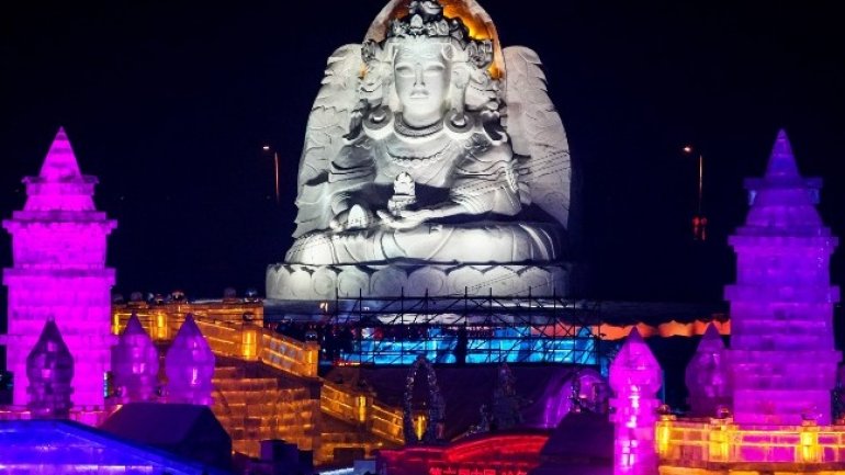 Harbin International Snow and Ice Festival launches for 33rd time in northern China