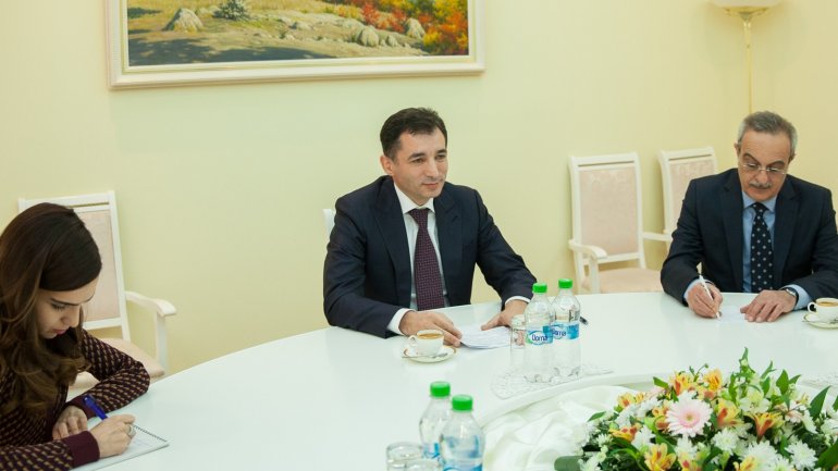 Prime Minister Pavel Filip held meeting with Ambassador of Azerbaijan to Moldova (PHOTO)