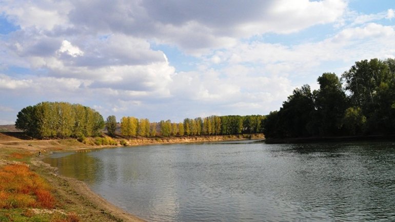 Environmental hazard: Pollution of Dniester river water at very high level of risk