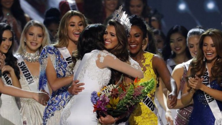 Watch the moment Miss France is crowned WINNER of Miss Universe (PHOTO/VIDEO)