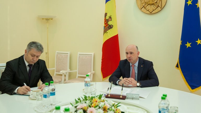 Prime Minister Pavel Filip held meeting with Ambassador of Azerbaijan to Moldova (PHOTO)