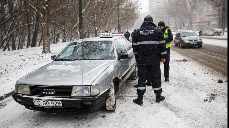 Representatives of National Inspectorate Patrol conducted raids in Capital (PHOTOREPORT)