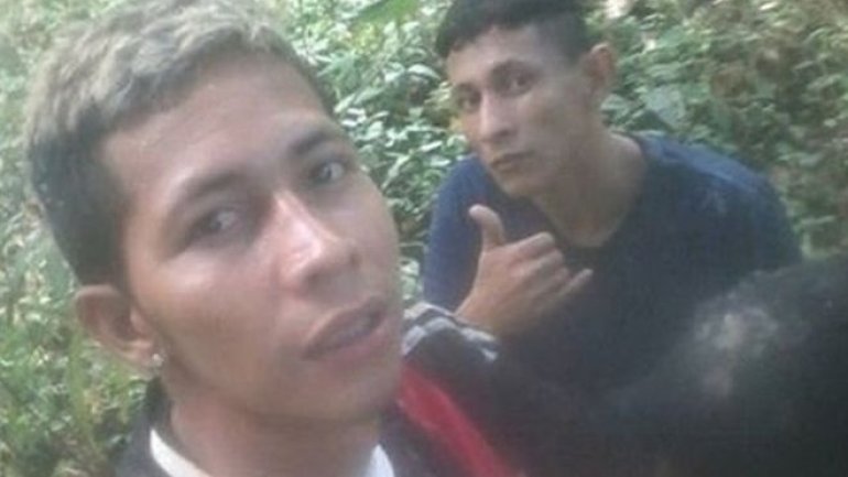 Brazil prison escape: Fugitive posts selfies on the run