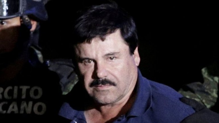 El Chapo: Drug lord Joaquin Guzman extradited from Mexico to US