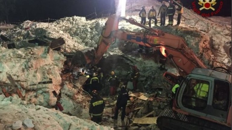 Last bodies recovered by rescuers from avalanche-hit hotel