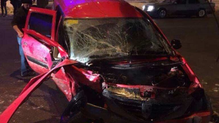 Four persons injured after two cars collided in Chisinau (PHOTO)