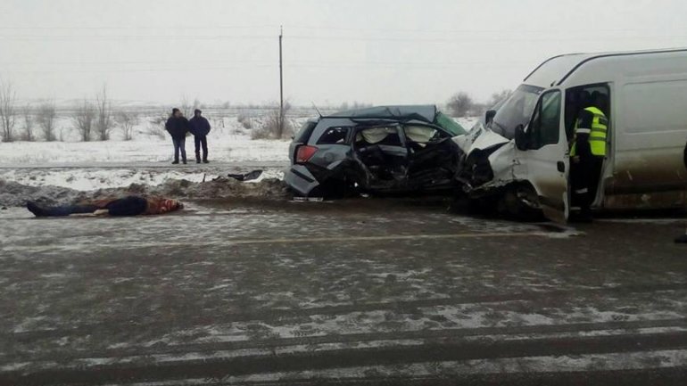 One dead, three others injured in a car accident in Telenesti district (PHOTO)