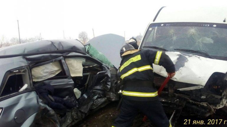 One dead, three others injured in a car accident in Telenesti district (PHOTO)