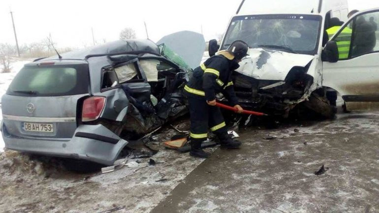 One dead, three others injured in a car accident in Telenesti district (PHOTO)