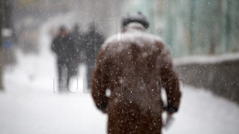 Dozens of homeless enjoy warmth in Chisinau shelter