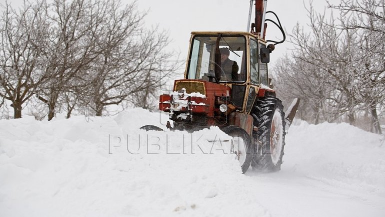 Two border crossing points remain closed because of bad weather conditions