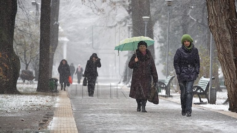 WEATHER FORECAST FOR FOLLOWING DAYS: Snow and overcast sky