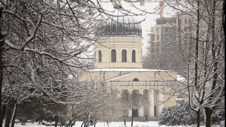 Moldova, chained in frost and blizzard 