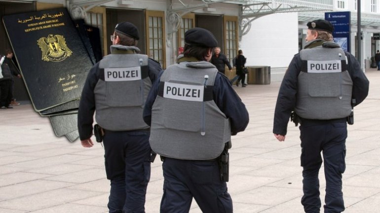 Austrian police arrest 8 on suspicion of links to ISIS