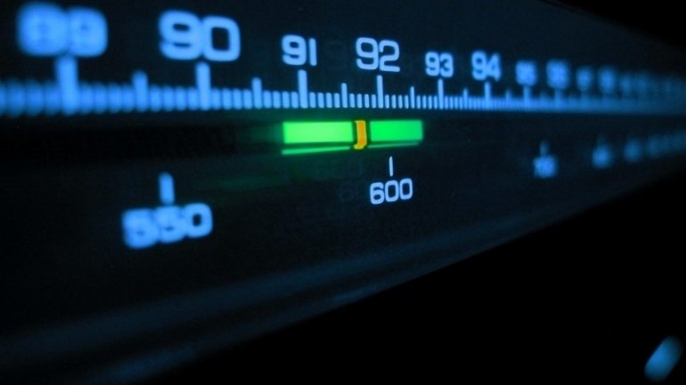 Norway's switch to digital radio stirs dissatisfaction among citizens