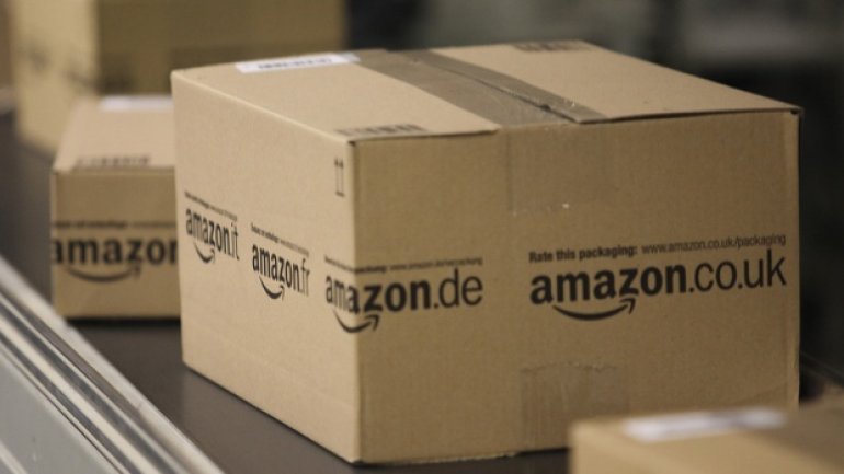 Amazon worker hid note saying "Greetings from Uncle Adolf" in parcel for Jewish mum   