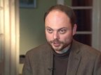 Poisoned Russian Federation critic Vladimir Kara-Murza leaves for treatment