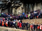 Chinese family of 500 takes rare photo at reunion