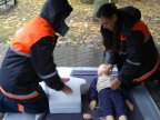 Learning first aid. Dozens master simple skills to help save lives (VIDEO)