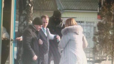 New office of lawyer Valerian Manzat subjected to raids. The lawyer was detained