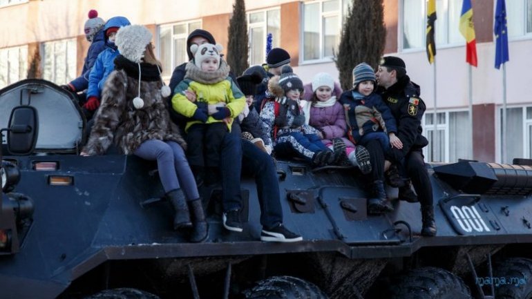 Special Brigade "Fulger" organizes learning activity for children (PHOTO)