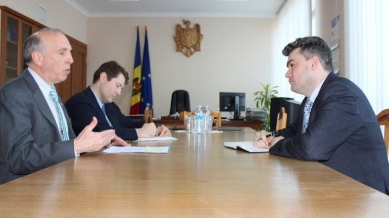 Moldovan deputy premier meets U.S. ambassador