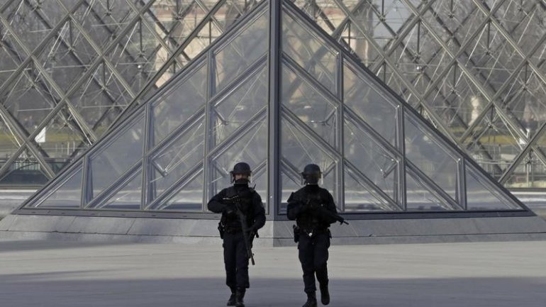 Louvre attacker, in formal detention, declines to speak to investigators: source