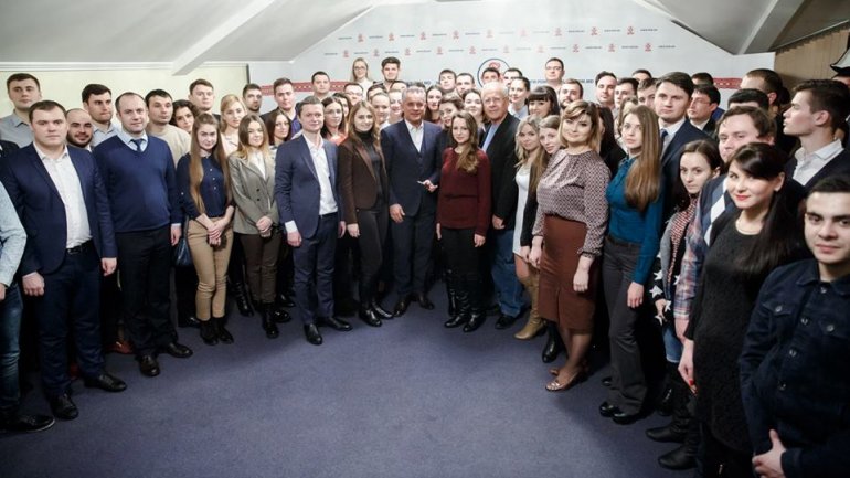 Vlad Plahotniuc held meeting with youth from PDM on occasion of party's 20th anniversary