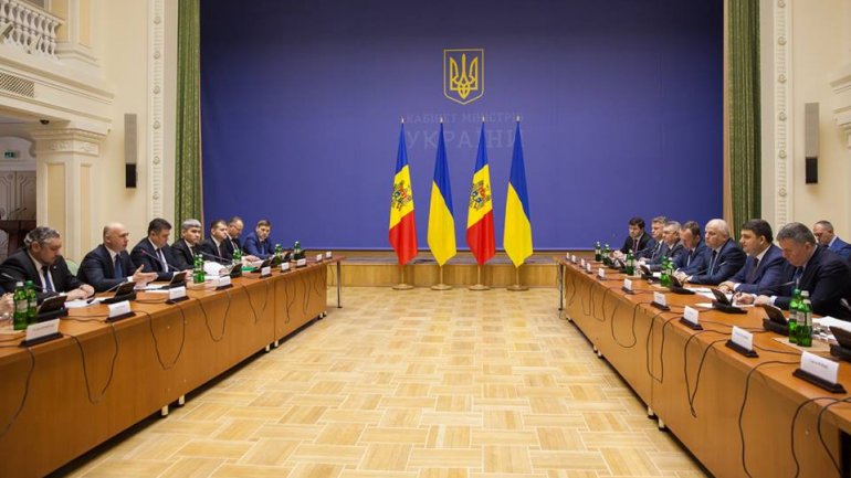 Minister of Internal Affairs SIGNS protocol on bilateral cooperation on border points with Ukraine