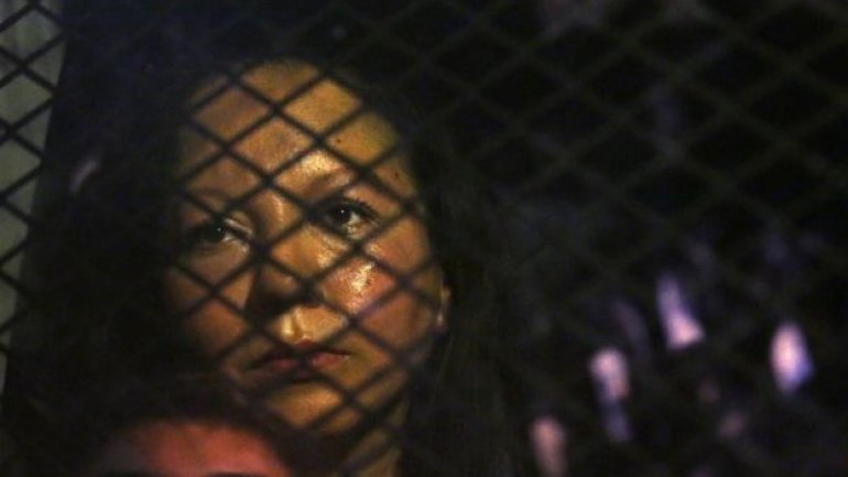 Mexican woman deported from the US despite protests