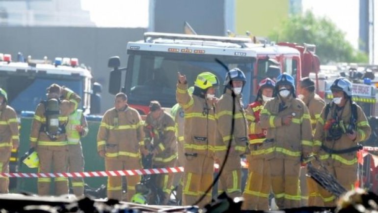 Melbourne plane crash: Five killed as aircraft hits shopping centre (PHOTO/VIDEO)