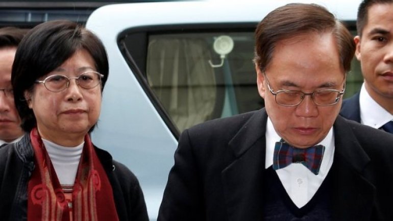 Donald Tsang: Hong Kong former leader sentenced to 20 months