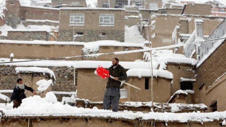 Dozens killed as heavy snow hits Afghanistan and Pakistan