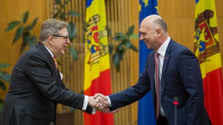  Prime Minister Pavel Filip towards development partners: European integration remains Moldova's main project