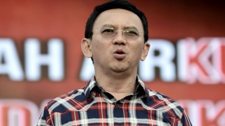 Christian governor of Jakarta tries to keep office in Muslim-majority country