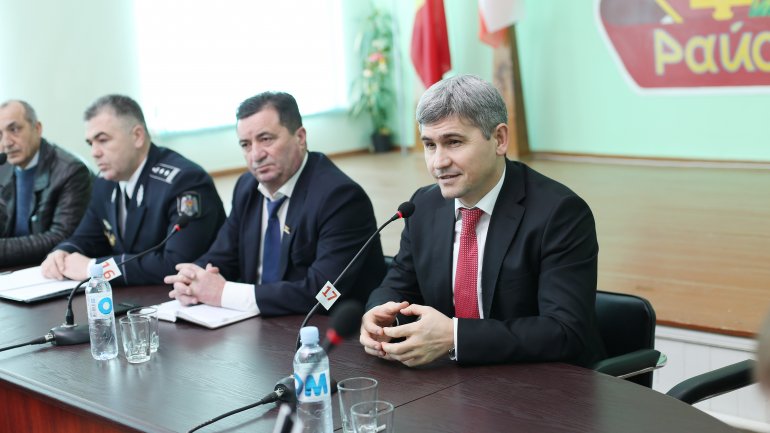 Minister of Internal Affairs Alexandru Jizdan held meeting with Taraclia district local authorities