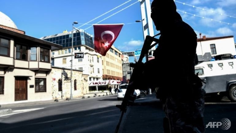 Turkey detains some 400 Islamic State suspects in biggest roundup