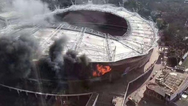 Chinese Super League: Shanghai Shenhua stadium damaged by fire (PHOTO)