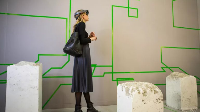 Technology and art meet at New York Art Week (PHOTO)