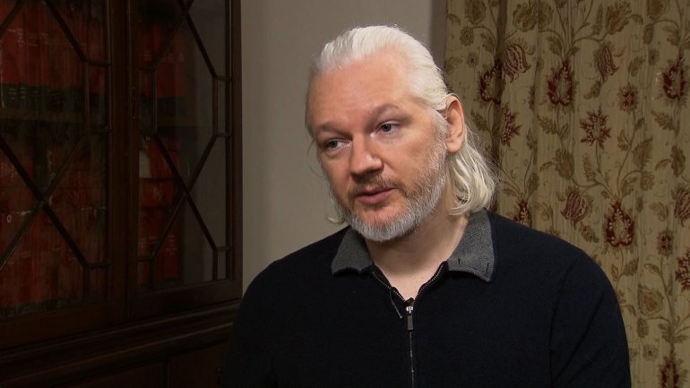 WikiLeaks founder Julian Assange slams CIA for 'devastating incompetence'