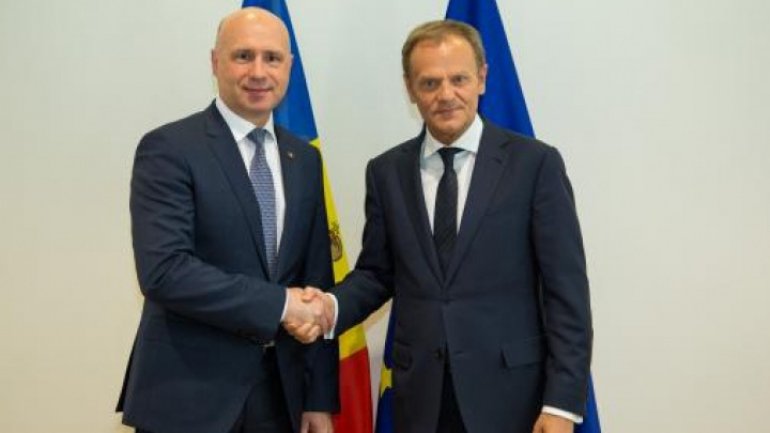 Donald Tusk assures Moldova's Premier Pavel Filip of personal support